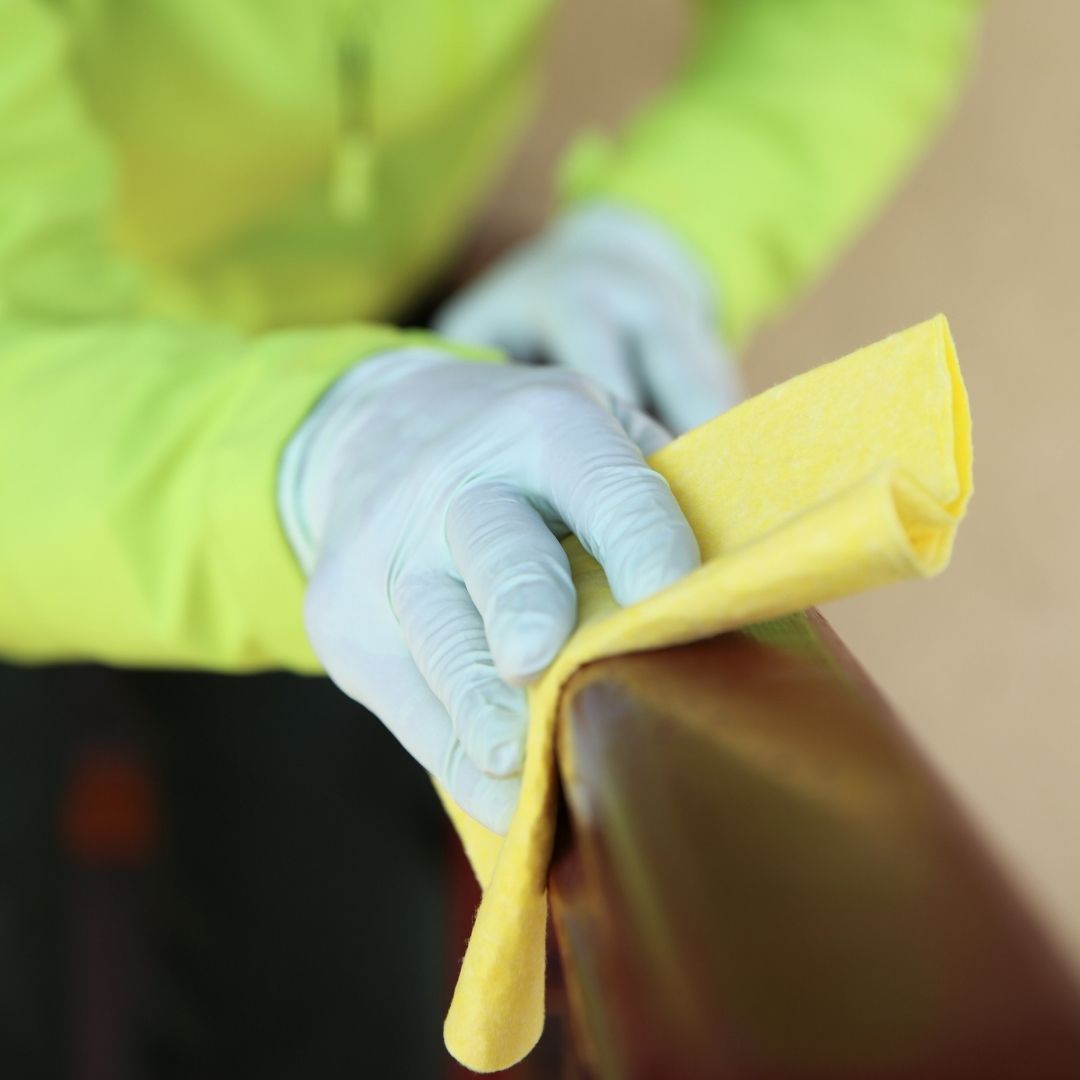 cleaning wooden rail