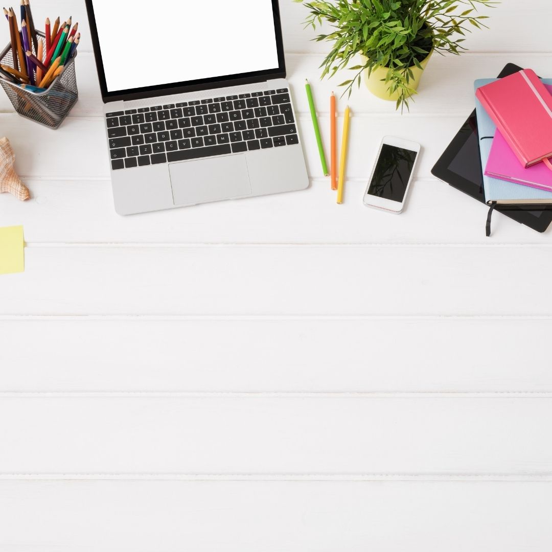 Methods for Cleaning Your Desk